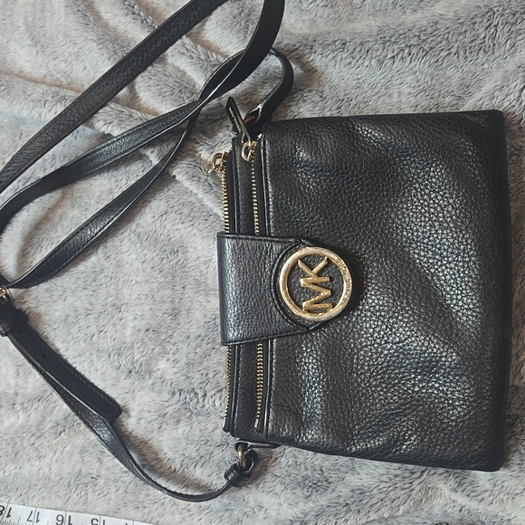 Michael Kors Black Pebbled Leather Crossbody Bag with Gold Logo - Picture 1 of 4